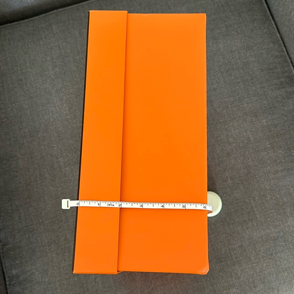 The classic orange Hermès boxes
